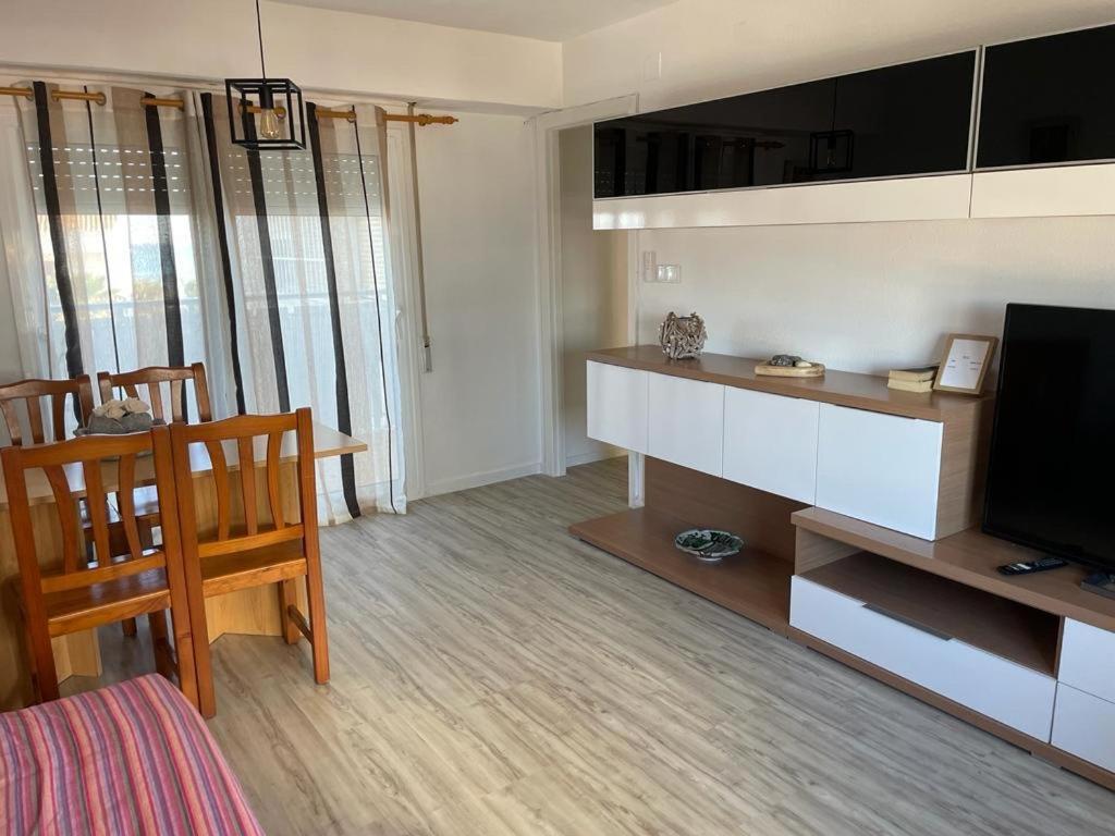 Apartamento En Complejo Residencial Con Piscina Y Garaje Frente Al Mar Valencia Luaran gambar