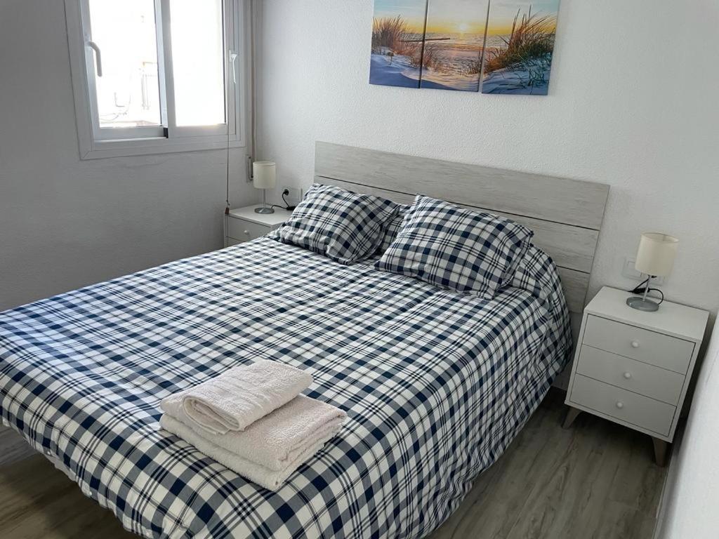 Apartamento En Complejo Residencial Con Piscina Y Garaje Frente Al Mar Valencia Luaran gambar
